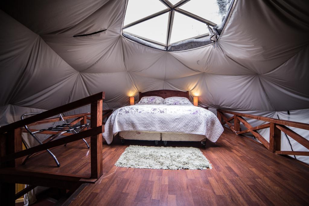 Estacion Benedicto Hotel Manzanar  ภายนอก รูปภาพ